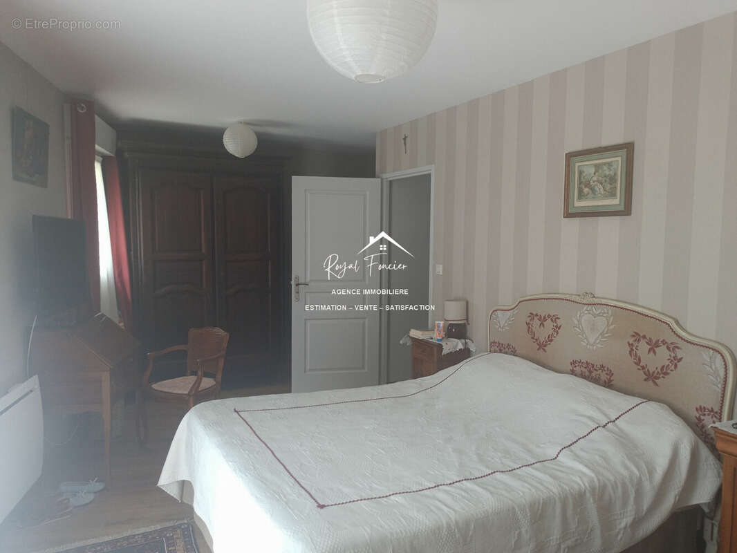 Maison à CHATELLERAULT