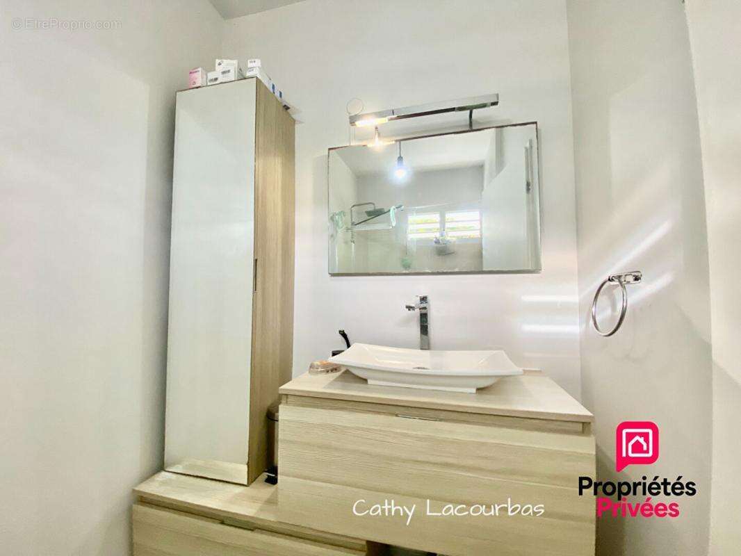 Appartement à PETIT-BOURG