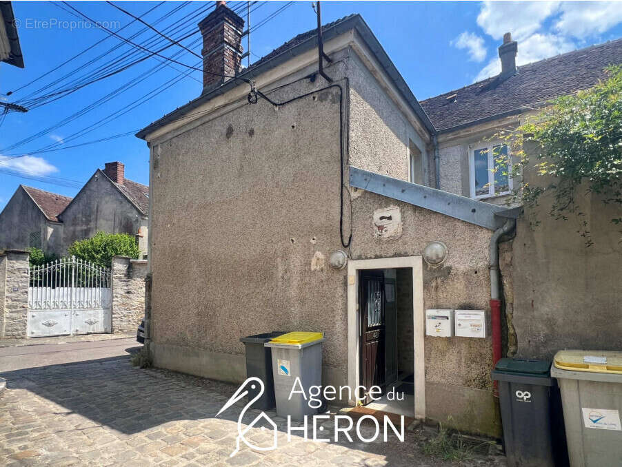 Appartement à RECLOSES