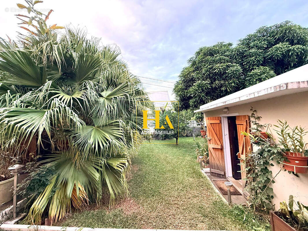 Maison f5 de plain-pied avec dépendance - photo 2