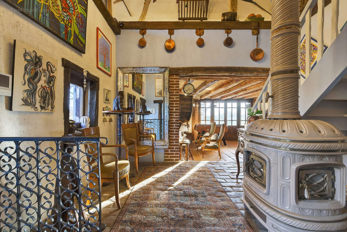 Maison à MONTREVEL-EN-BRESSE