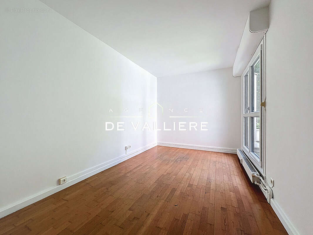 Appartement à NANTERRE