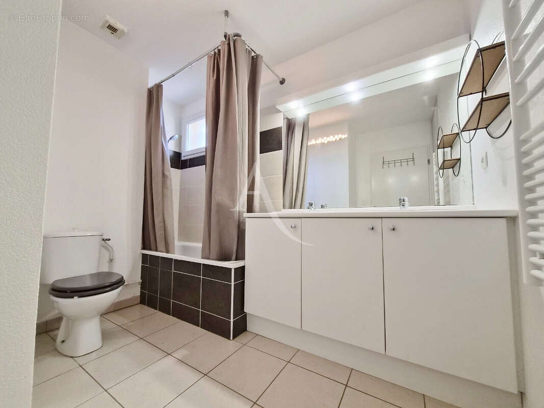 Maison à MONDONVILLE