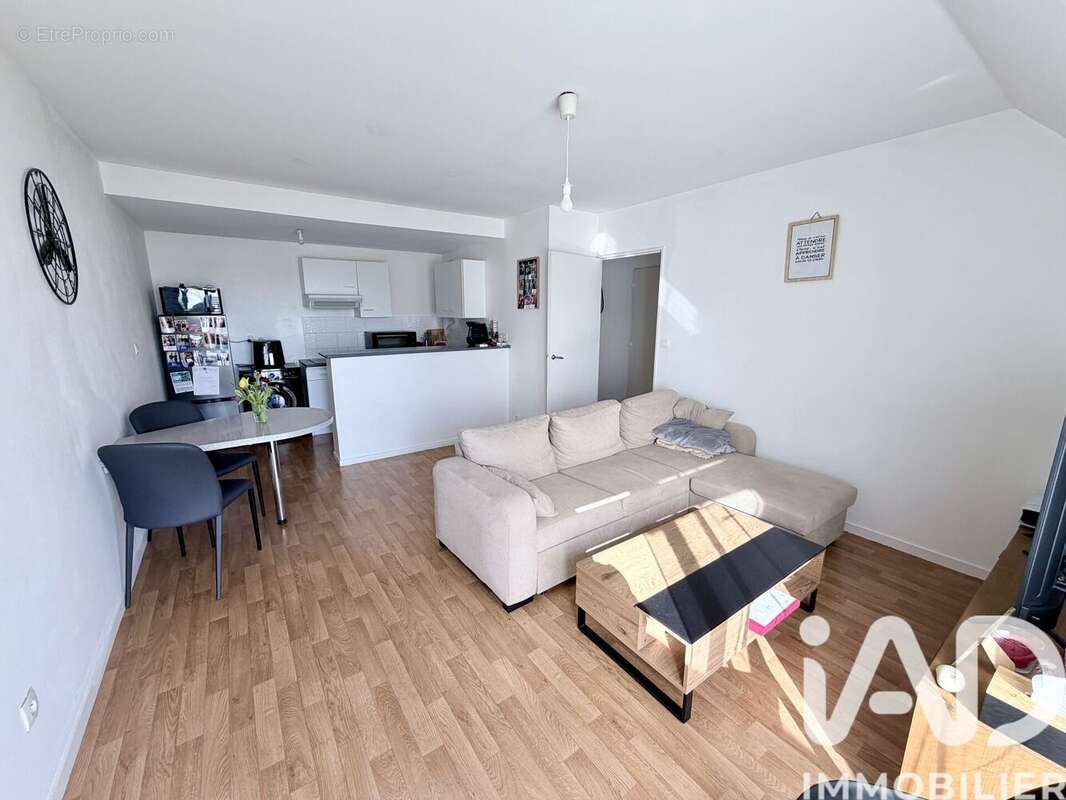 Photo 2 - Appartement à LANNILIS