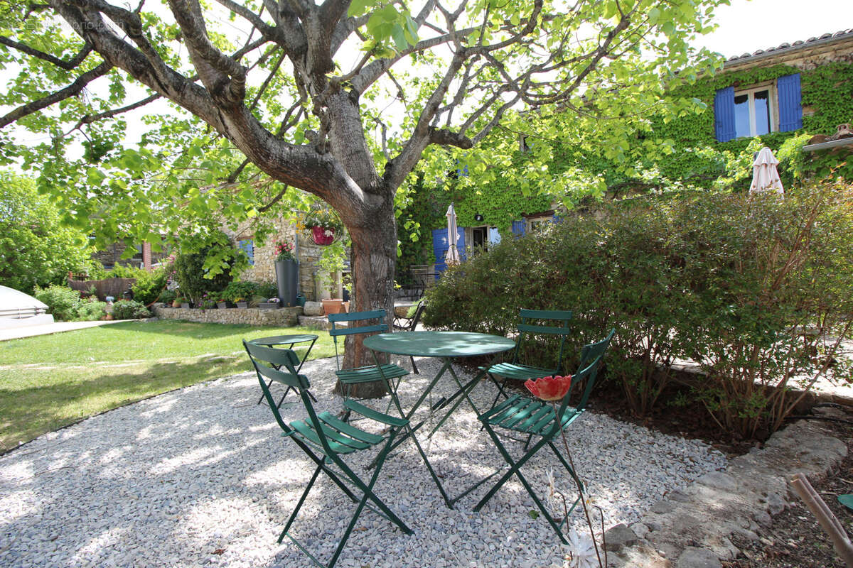 Maison à VAISON-LA-ROMAINE
