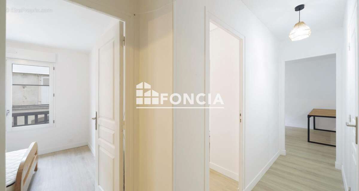 Appartement à OLORON-SAINTE-MARIE