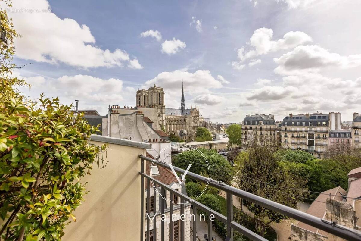 Appartement à PARIS-5E