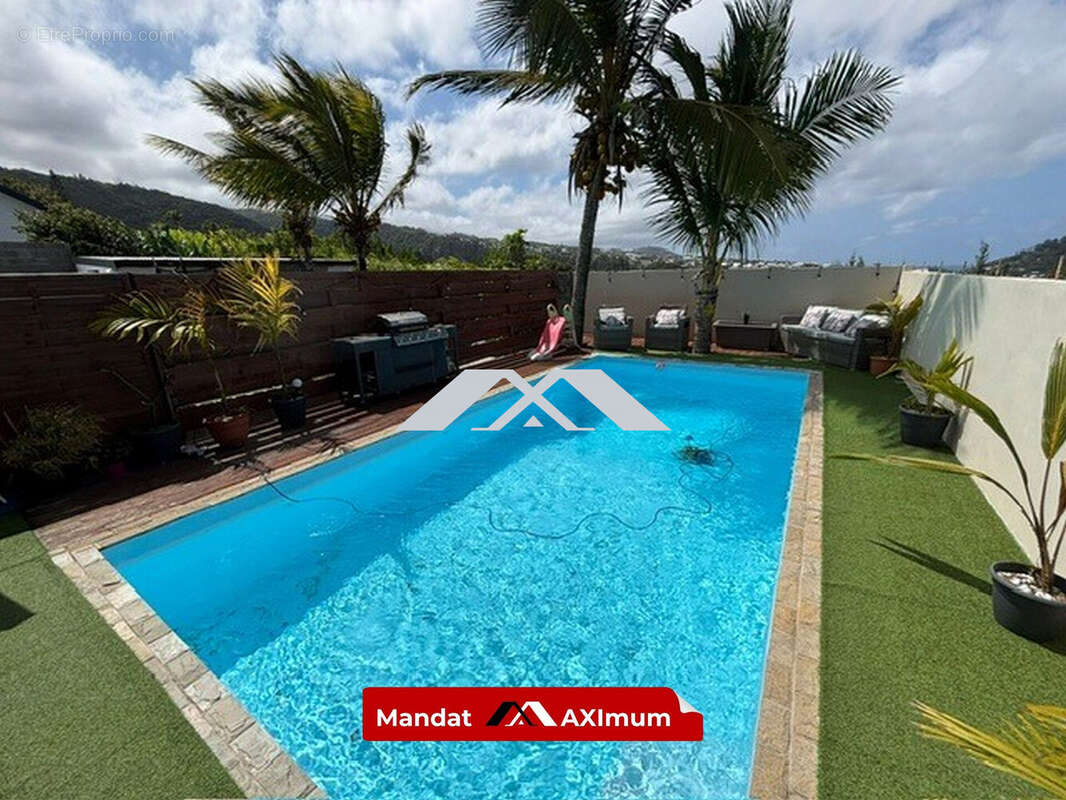 Maison à SAINT-JOSEPH