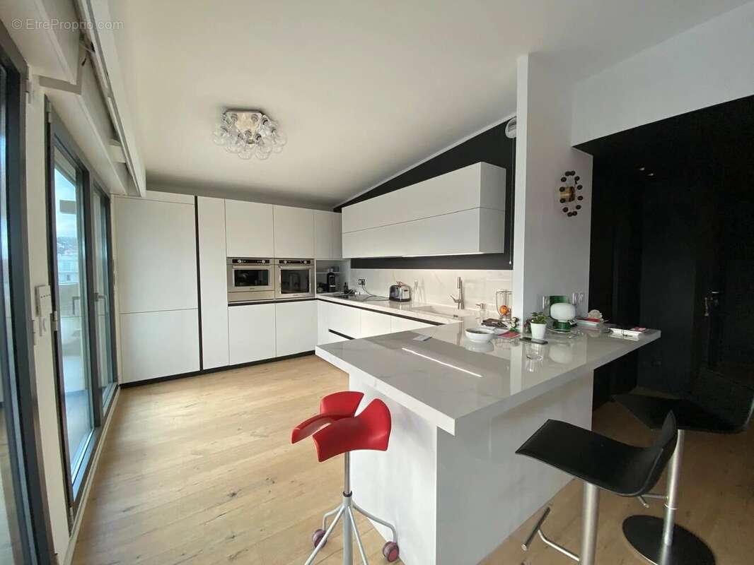 Penthouse d'exception de 149 m² avec terrasse panoramique, jacuzzi au Carré d'Or – Nice - photo 3