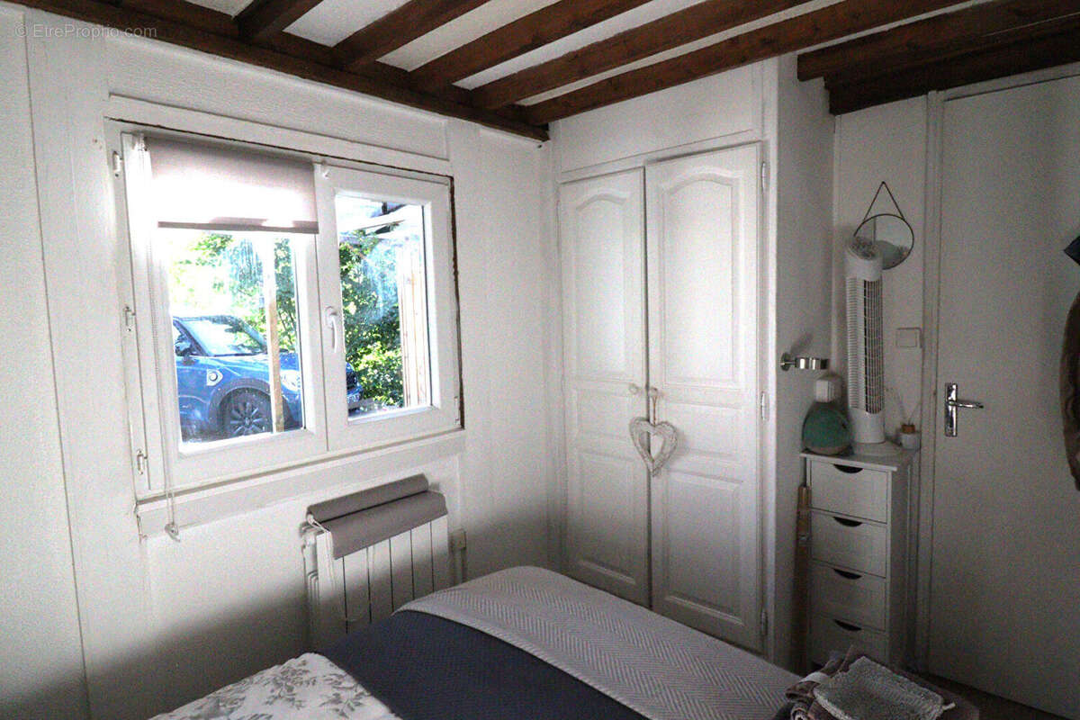 Maison à MARCILLAC-LA-CROISILLE