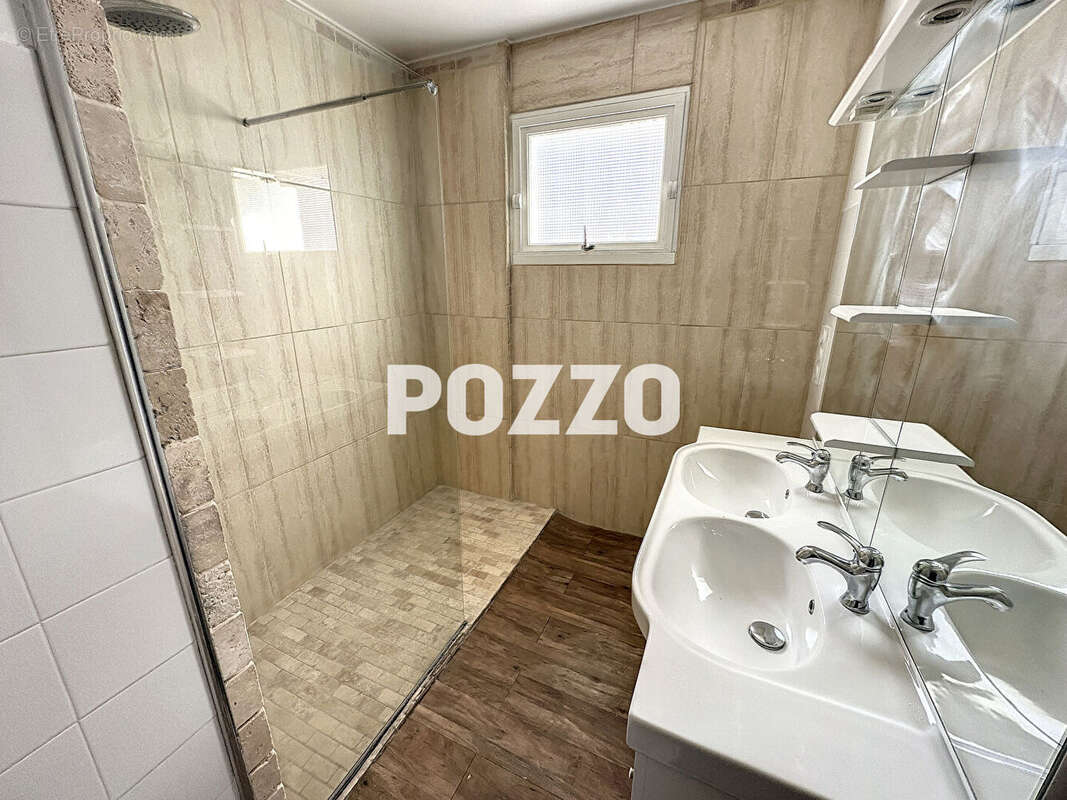 Commerce à AVRANCHES