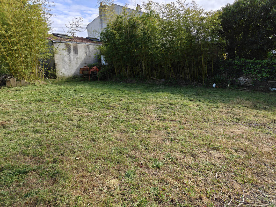 Terrain à LA PLAINE-SUR-MER