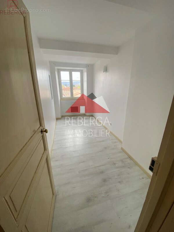 Appartement 60 m² à Mazamet  - photo 7