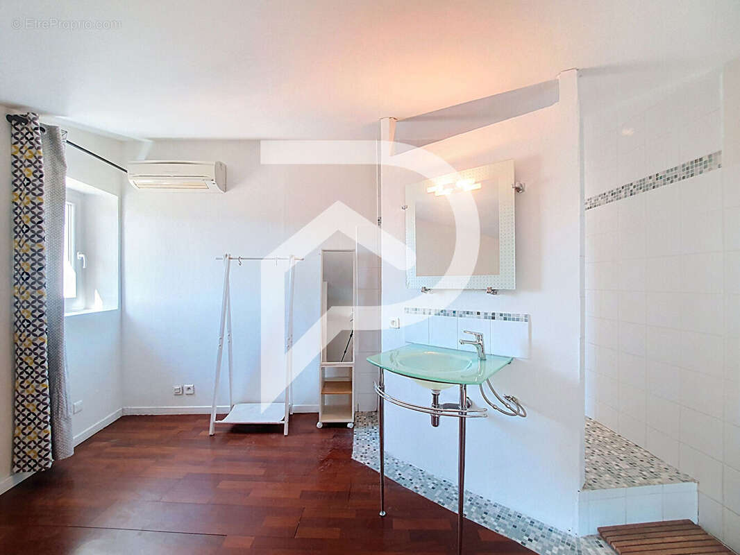 Appartement à MONTELIMAR