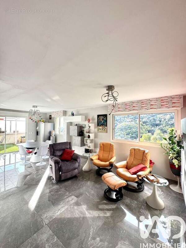 Photo 3 - Appartement à MANDELIEU-LA-NAPOULE