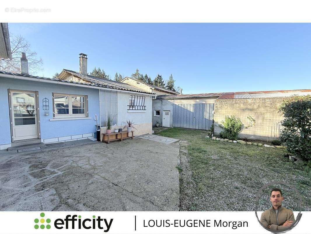 Maison à JAUNAY-CLAN