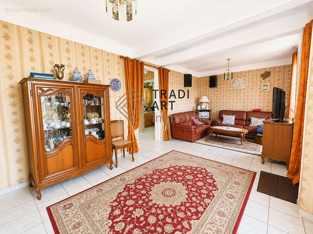 Charmant pavillon avec sous-sol total a vendre - sainte geneviève des bois - photo 2