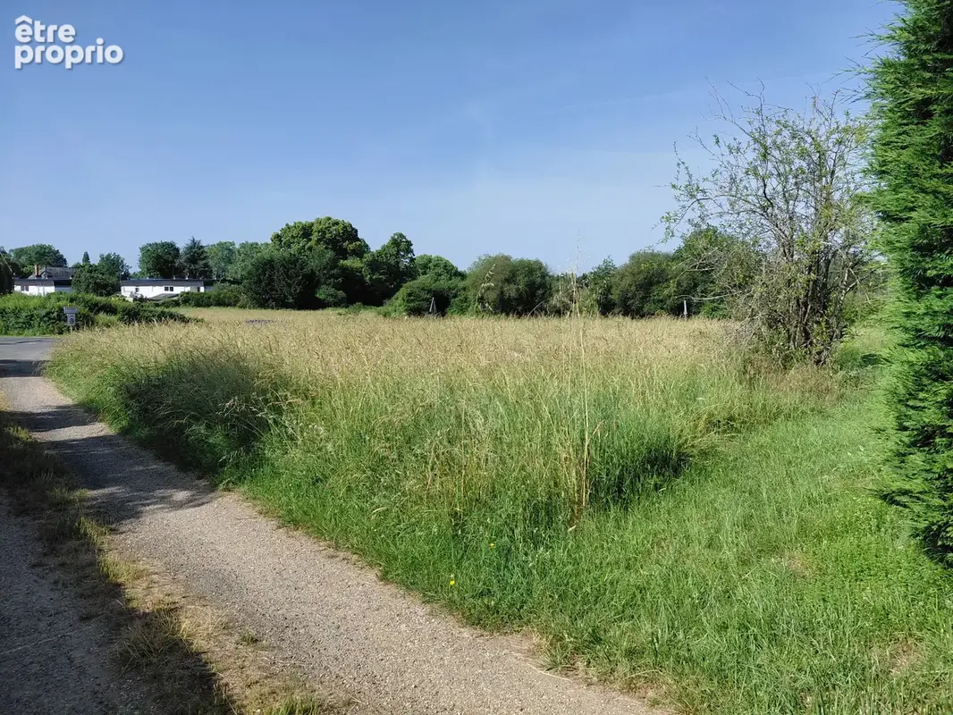 Terrain à LA FLECHE