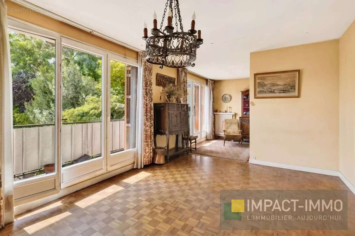 Appartement familial - Parc de Bécon - Balcons - Parking - photo 2