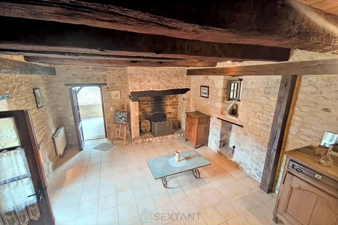 Maison à FANLAC