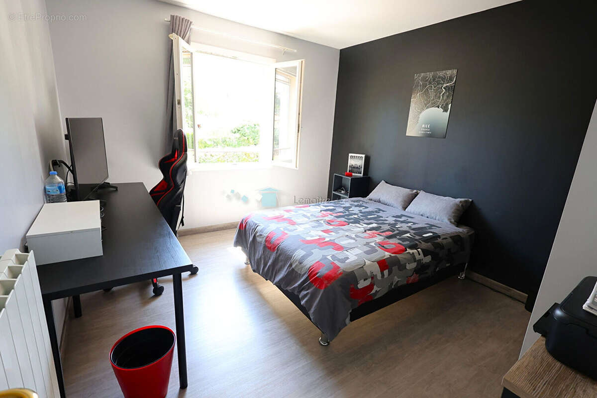 Villa Peymeinade 170 m² avec piscine et jardin 1493 m² - photo 15