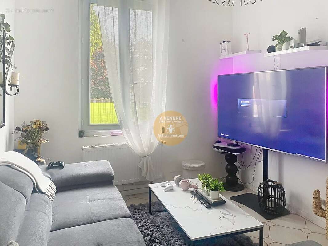 Maison à MONTATAIRE