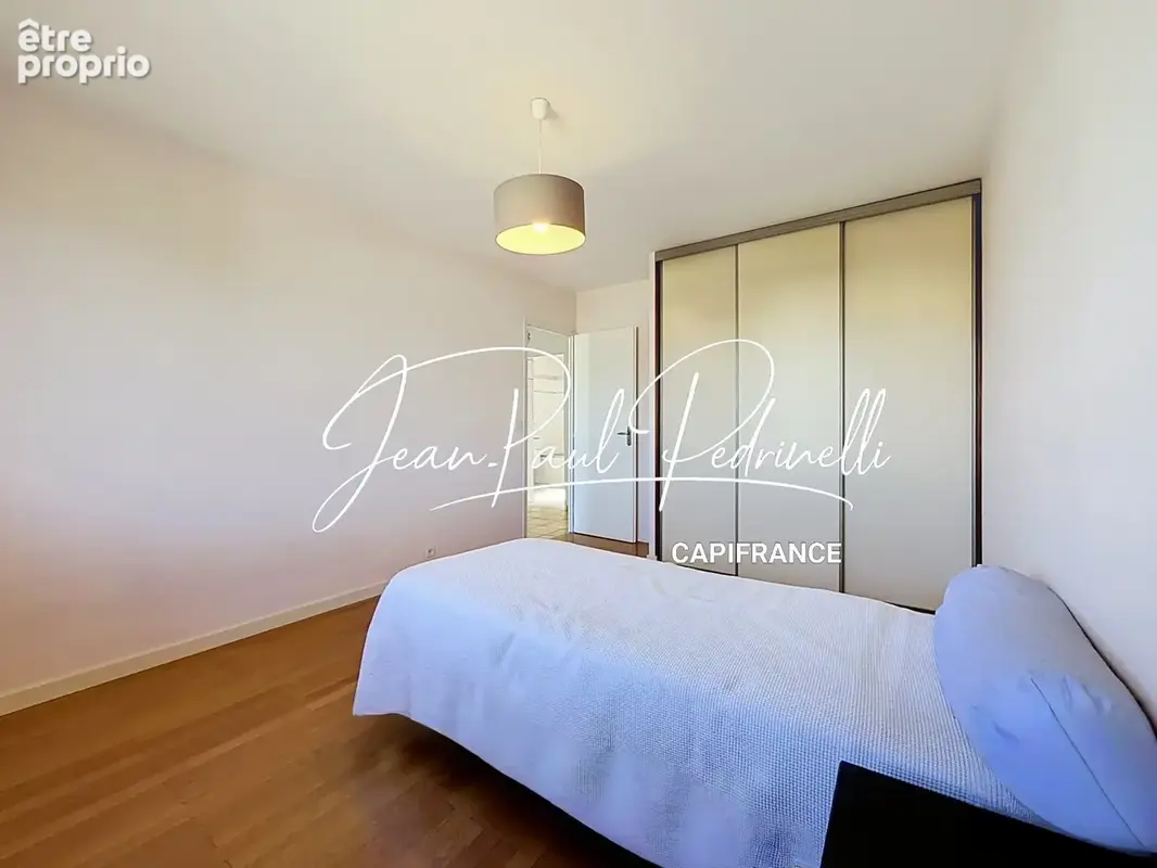 CALUIRE-ET-CUIRE – Cœur Vassieux – Villa 101 m² habitables + 115 m² Hors Carrez (double garage et annexe) – Terrain plat 770 M²  - photo 42