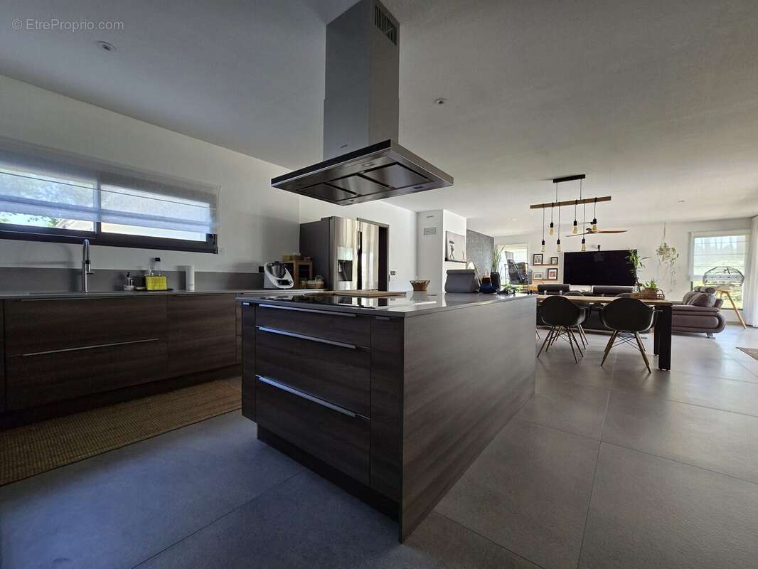 Maison 6 pièces 184 m² à vendre à Mezos (40170) - photo 9