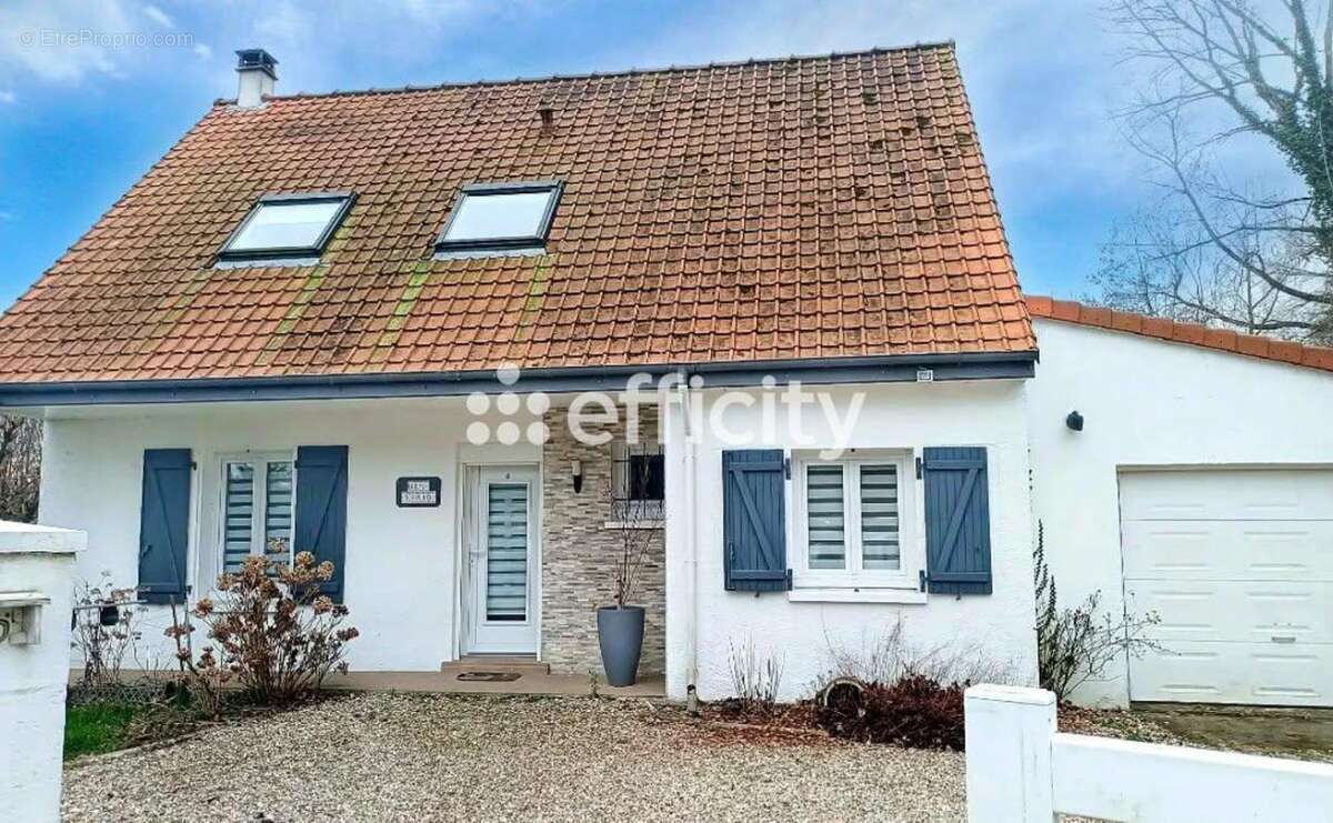 Maison à RANG-DU-FLIERS