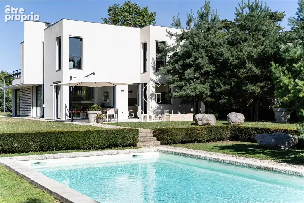 Maison à SAINT-CYR-AU-MONT-D'OR