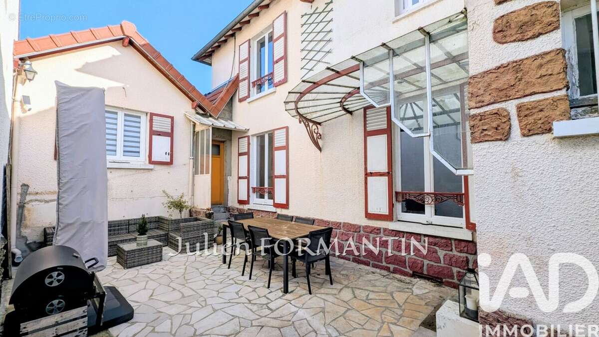 Photo 2 - Maison à ESBLY
