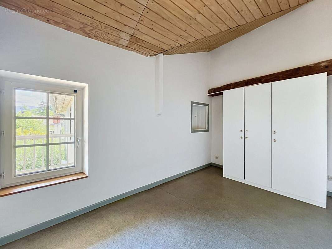 chambre - Appartement à LA TRONCHE