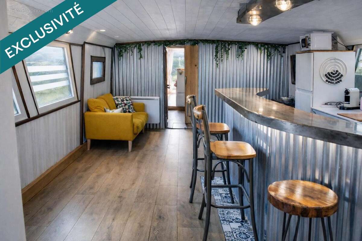 Photo 2 - Appartement à PONT-DE-VAUX