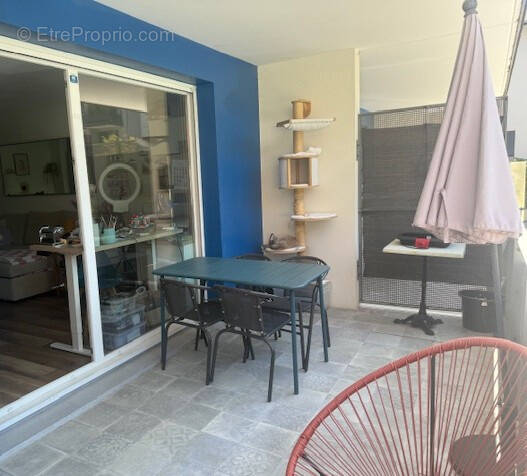 Appartement à CRUSEILLES