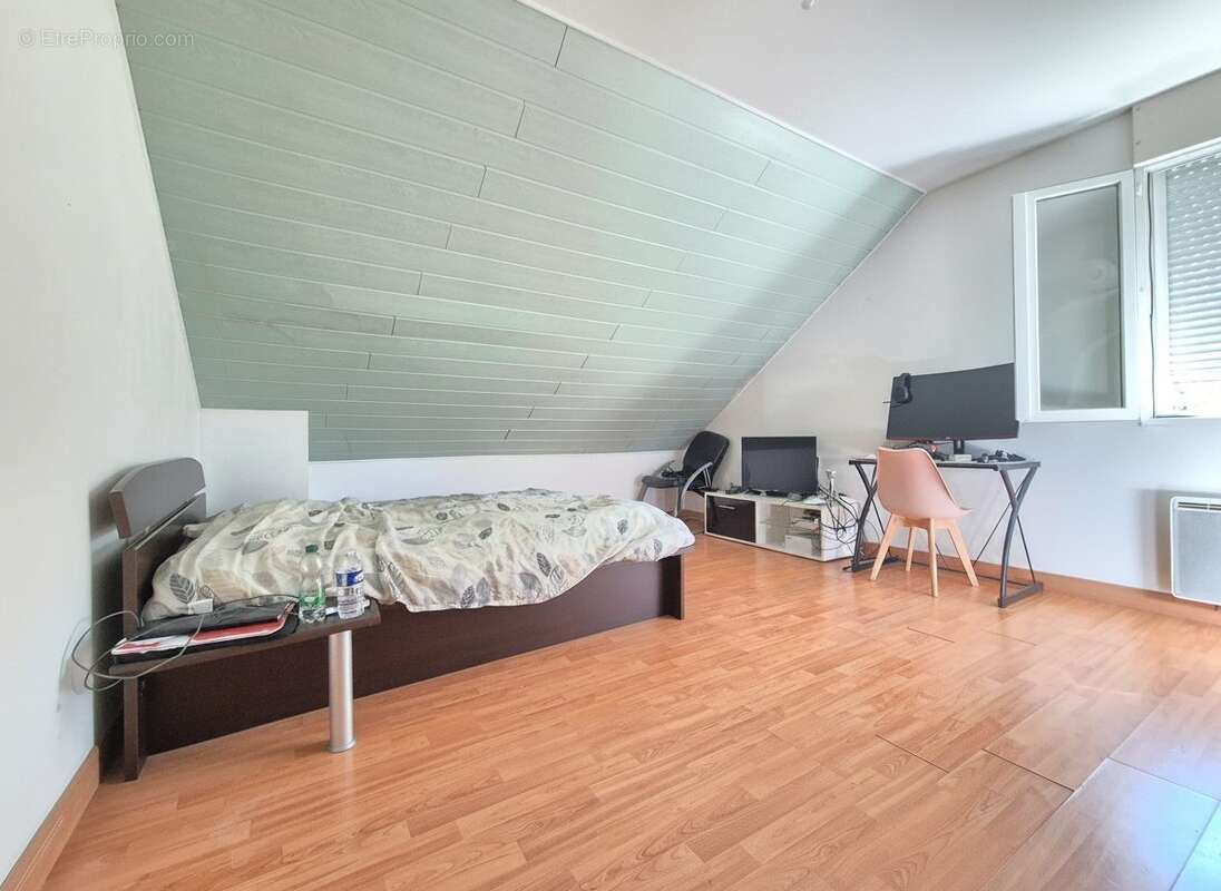 Maison à LA POUEZE