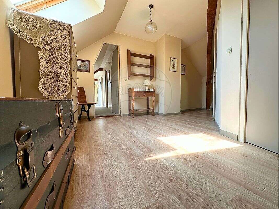 Maison à CREPY-EN-VALOIS