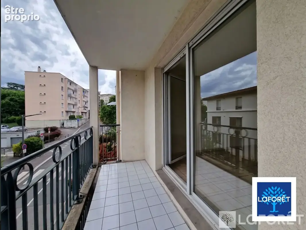 Appartement à OULLINS