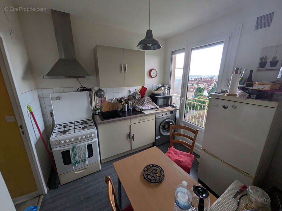 Appartement à RIORGES