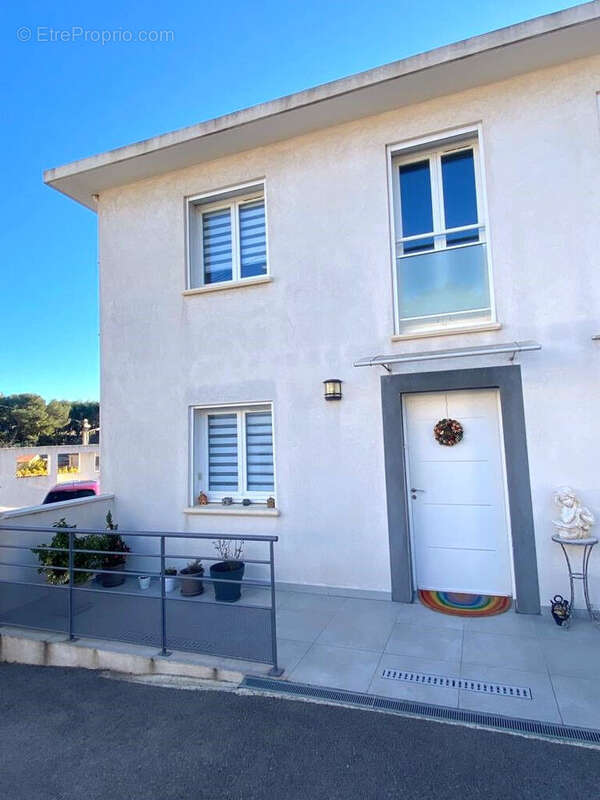Appartement à MARTIGUES