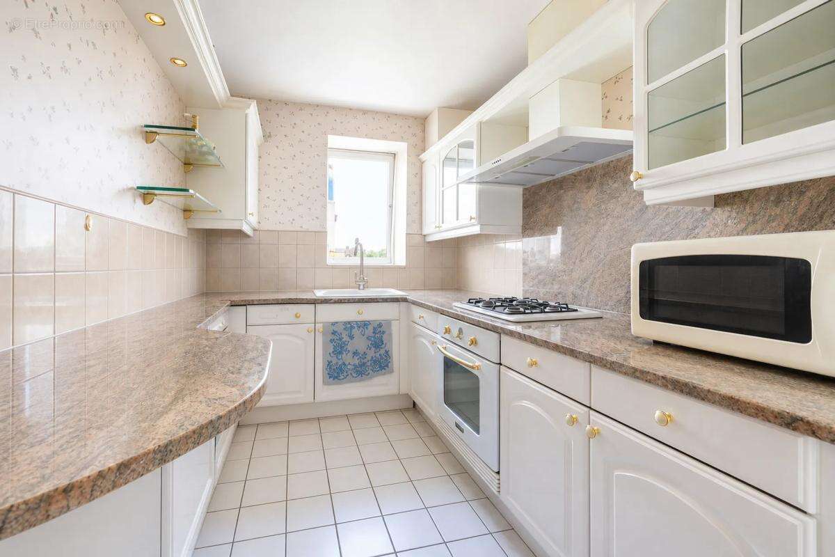 Appartement à NANTERRE