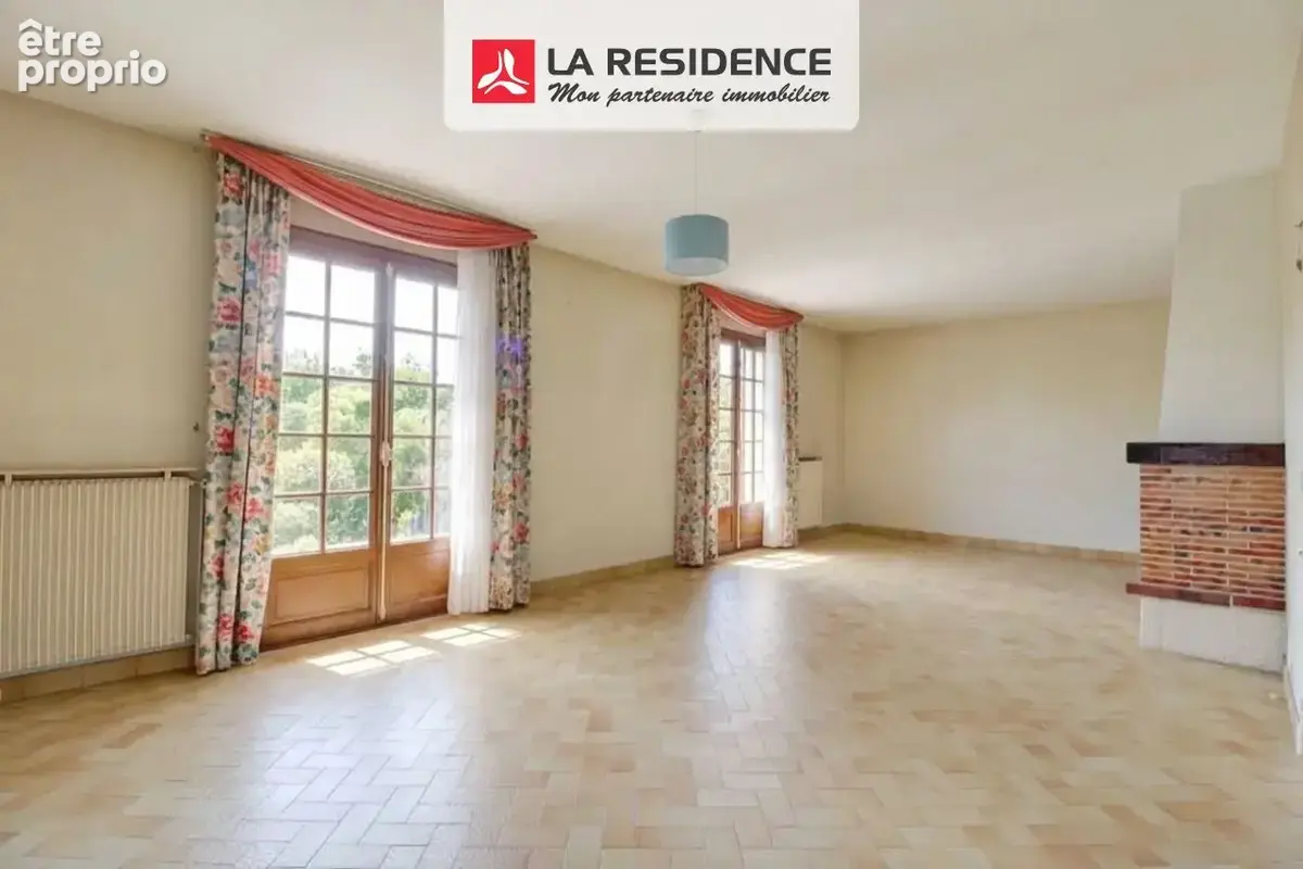Maison 6 pièces 128 m² à vendre à Saint-Gervais-La-Foret (41350) - photo 3