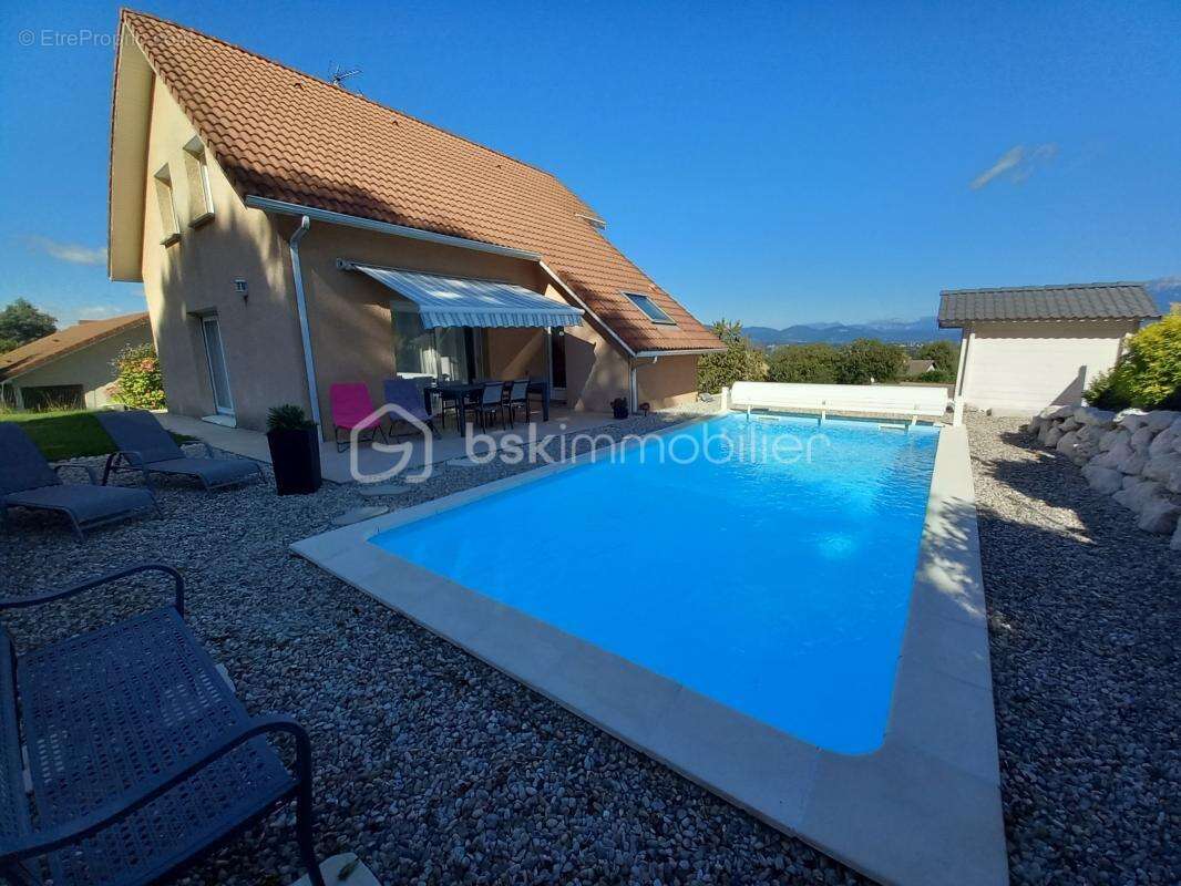 Maison à BEAUCROISSANT