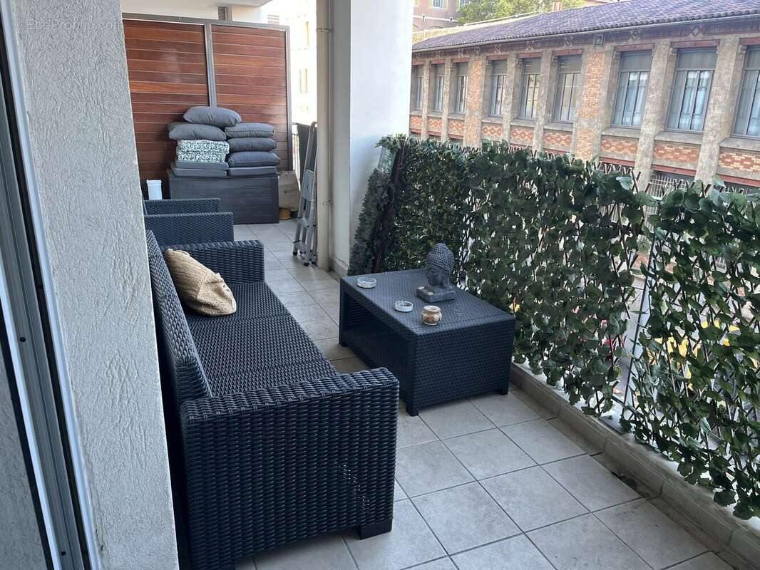 Appartement à MARSEILLE-3E