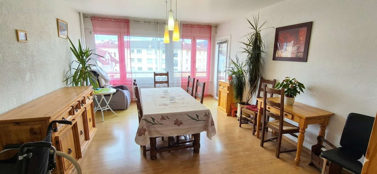 Appartement à MORTEAU