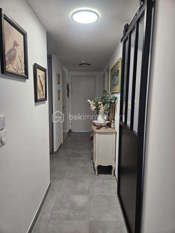 Appartement à LE MUY