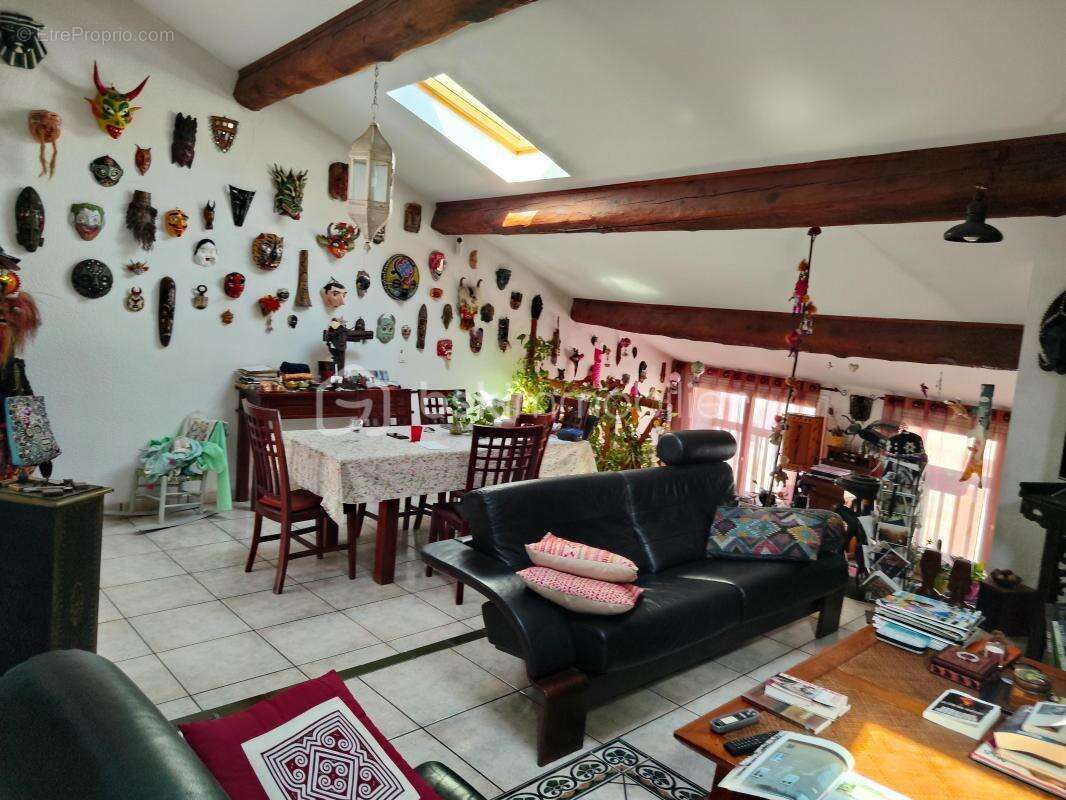 Appartement à MONTESCOT