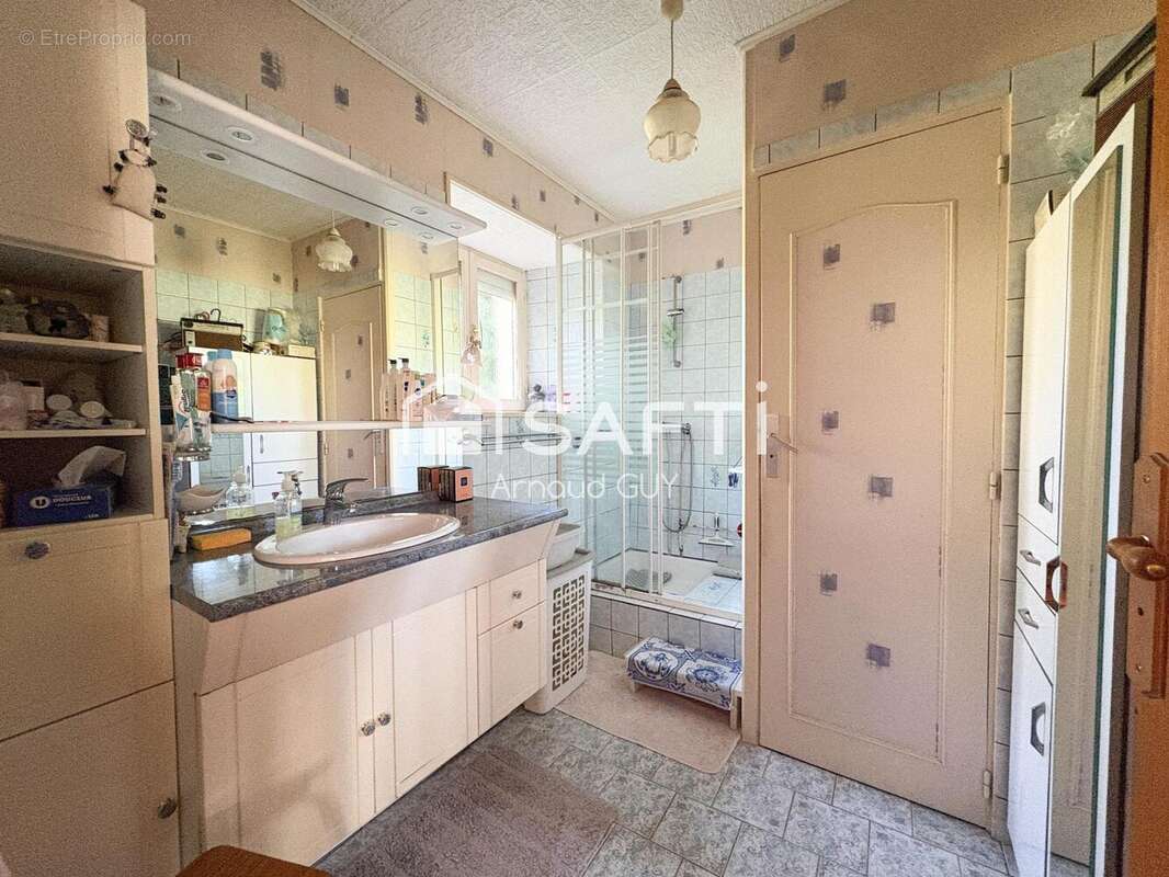 Maison 95 m² à Neufchatel-En-Saosnois  - photo 7