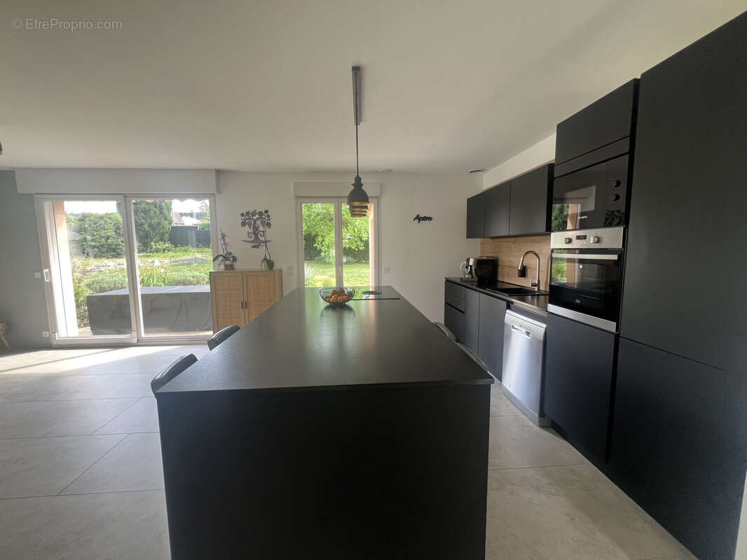 Montagne de reims - maison de 118m2 type 4 pieces sur parcelle de 983m2 - photo 2
