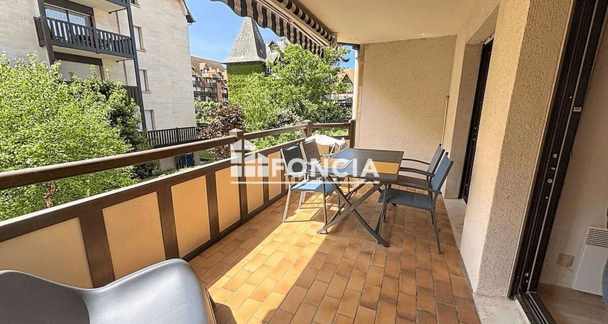 Appartement à TOURGEVILLE