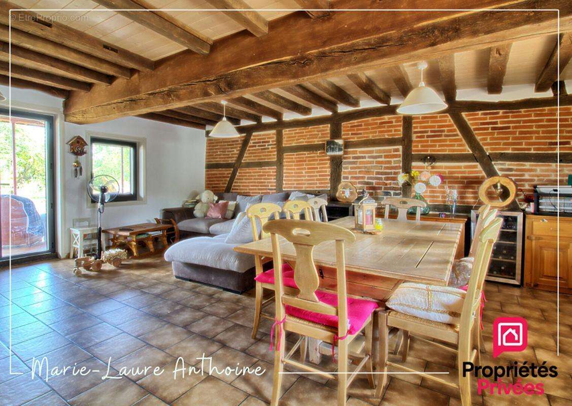 Maison Saint Germain Du Bois 4 pièce(s) 138 m2 - photo 4